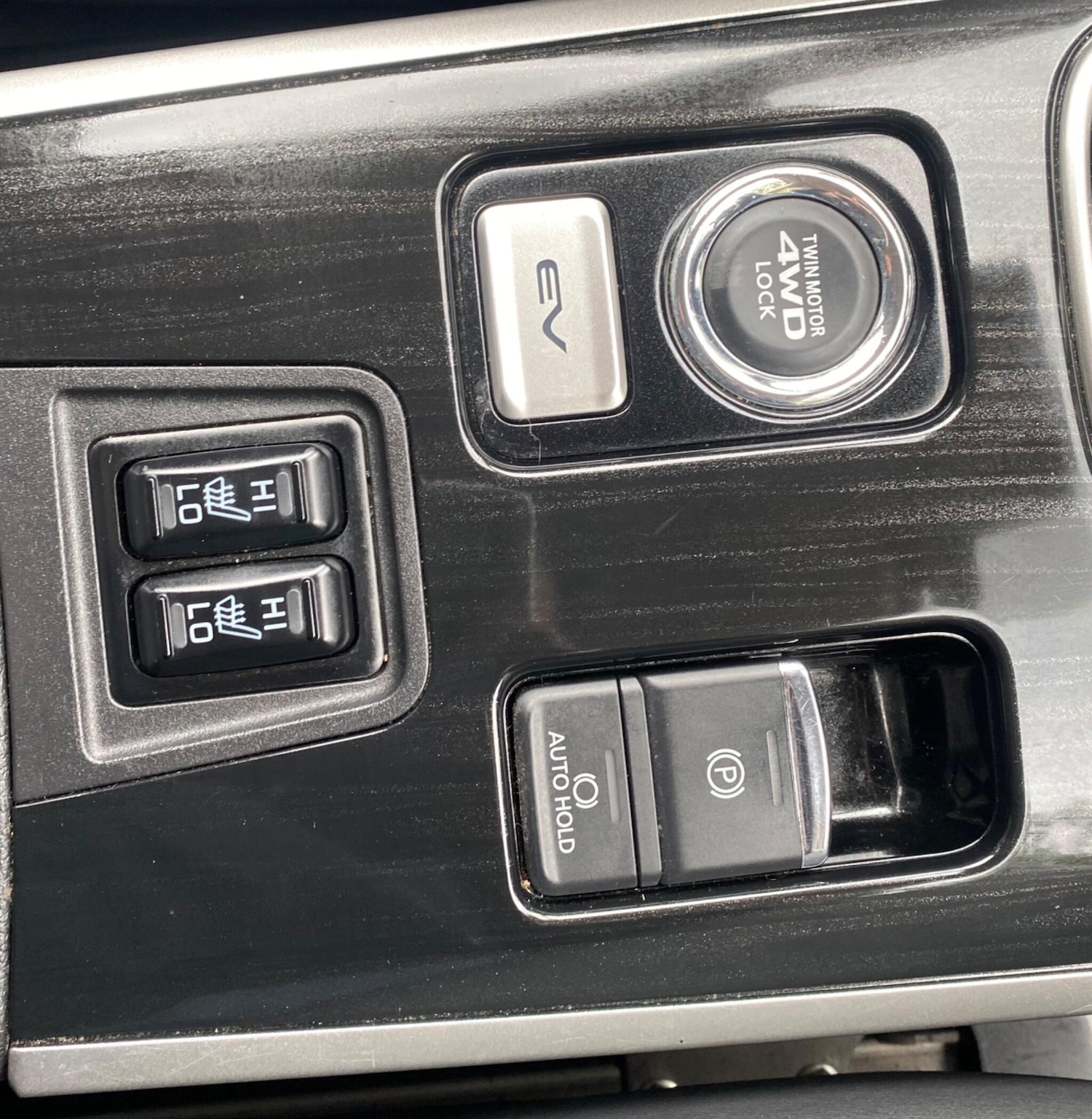 Used Mitsubishi Outlander 2017 for sale - 76370308: Photo 30