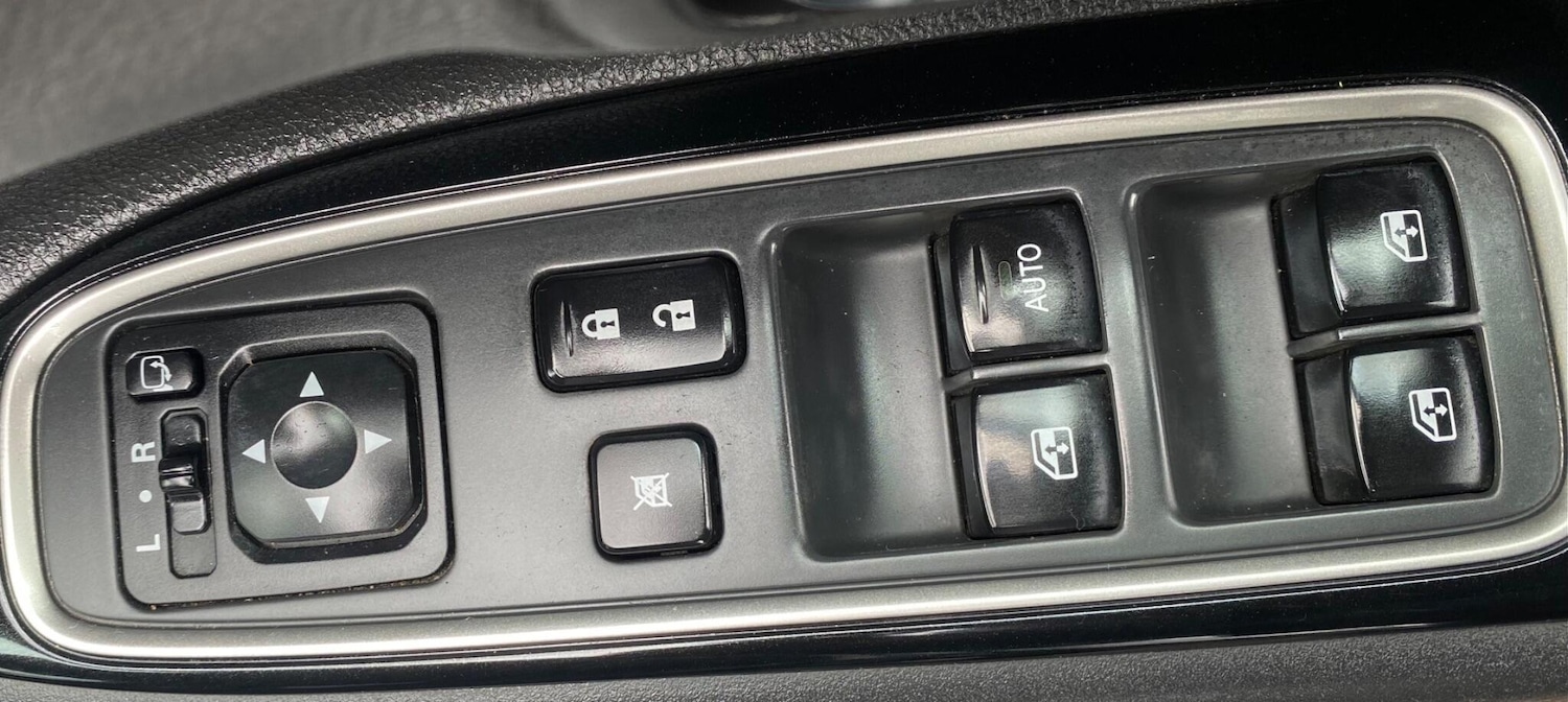 Used Mitsubishi Outlander 2017 for sale - 76370308: Photo 44