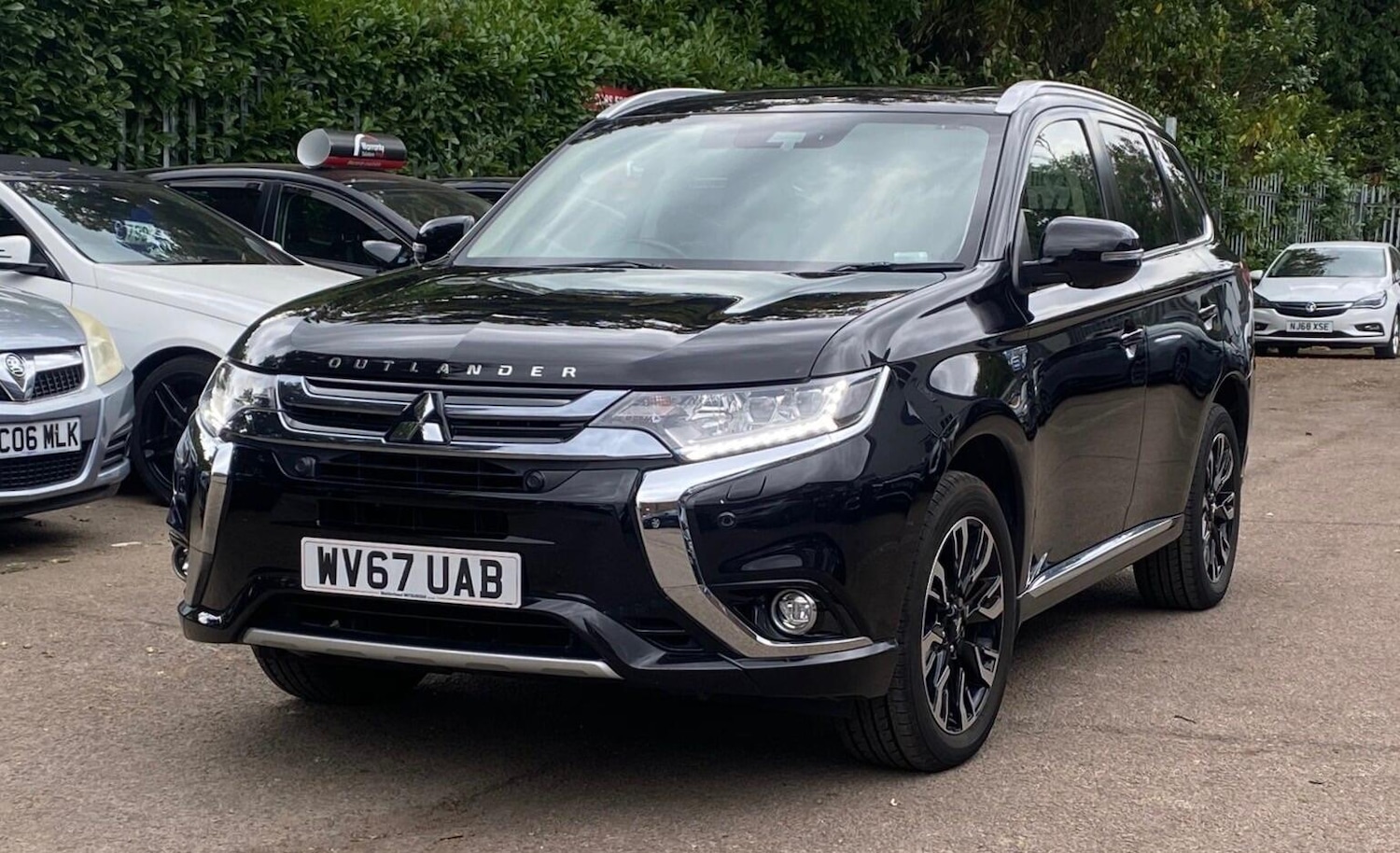 Used Mitsubishi Outlander 2017 for sale - 76370308: Photo 5