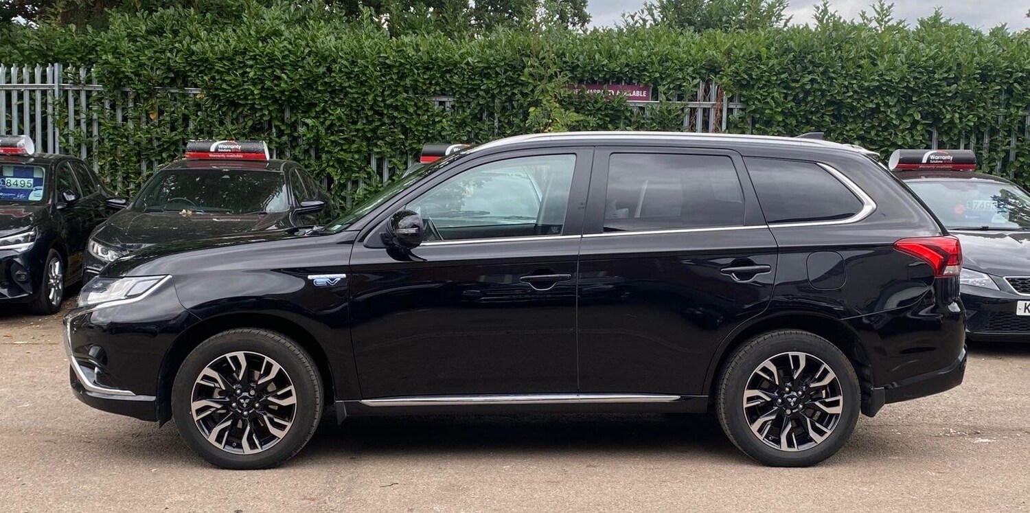 Used Mitsubishi Outlander 2017 for sale - 76370308: Photo 6