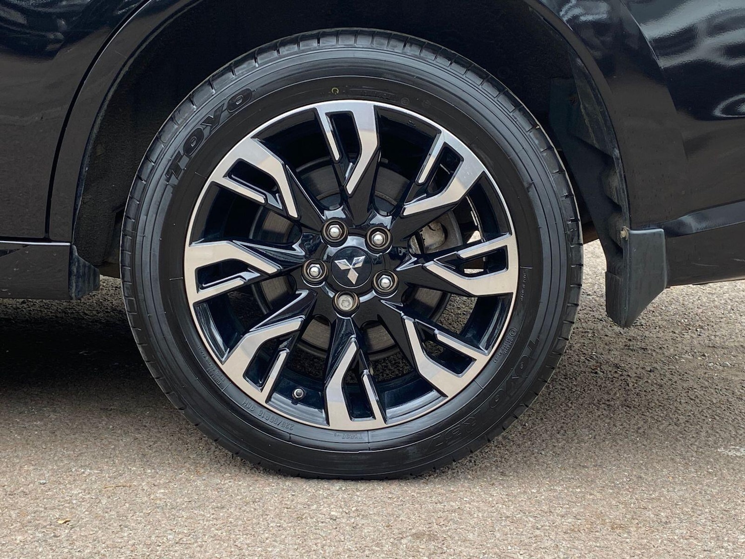 Used Mitsubishi Outlander 2017 for sale - 76370308: Photo 67