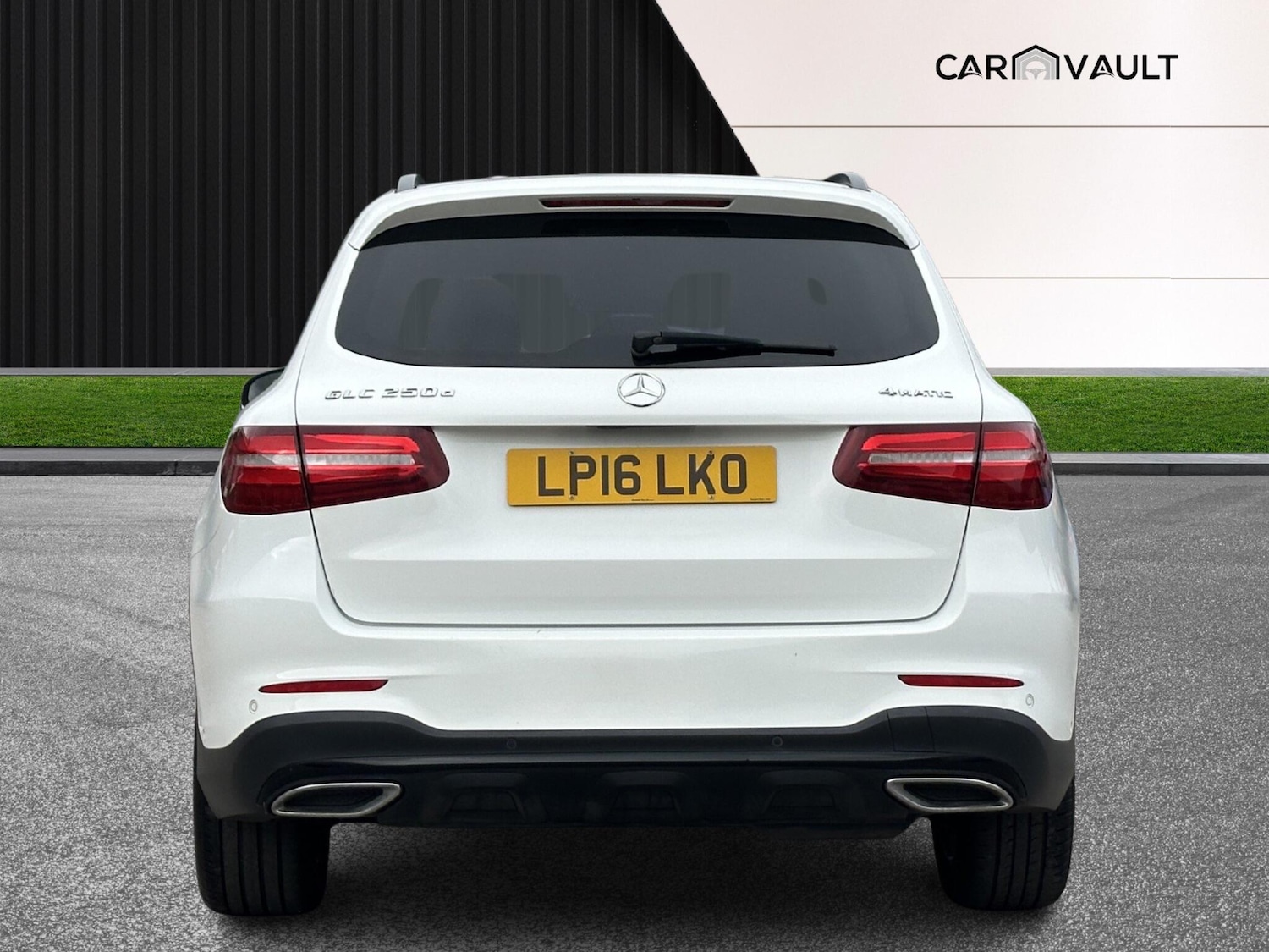 Used Mercedes-Benz GLC 2016 for sale - 76370084: Photo 10