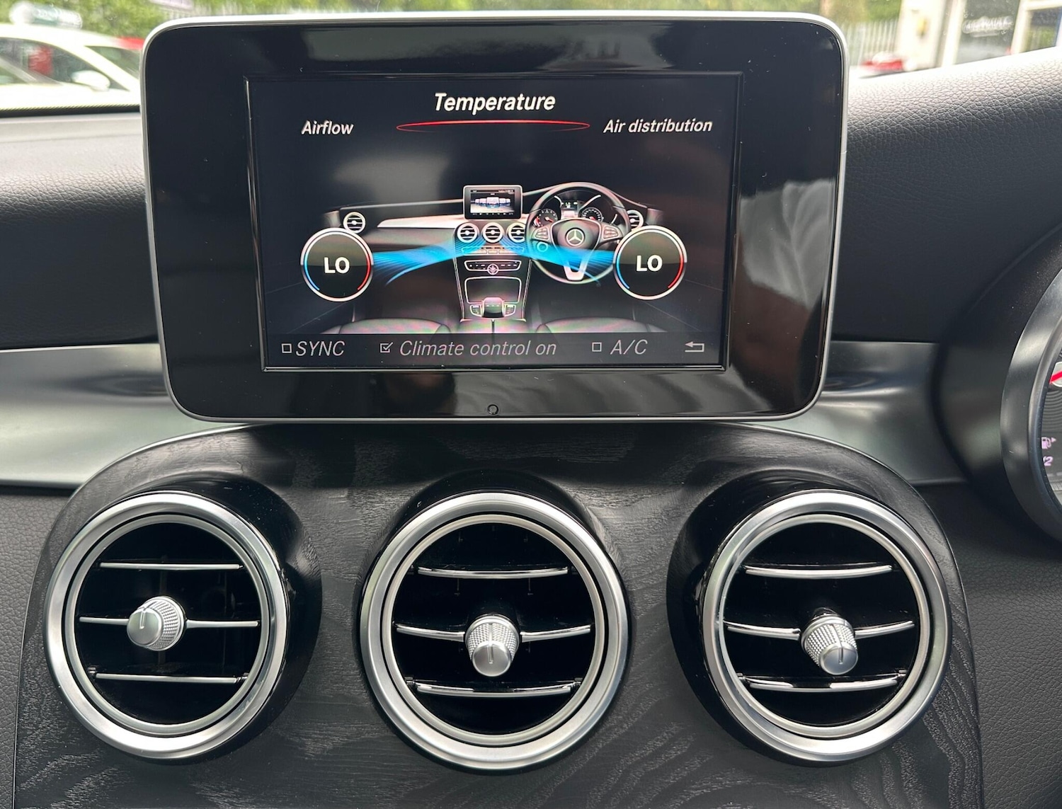 Used Mercedes-Benz GLC 2016 for sale - 76370084: Photo 19