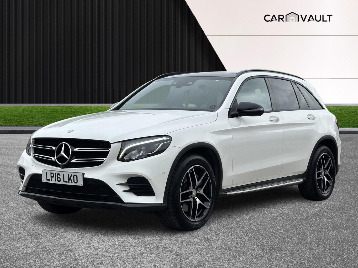 Used Mercedes-Benz GLC 2016 for sale - 76370084: Photo 3