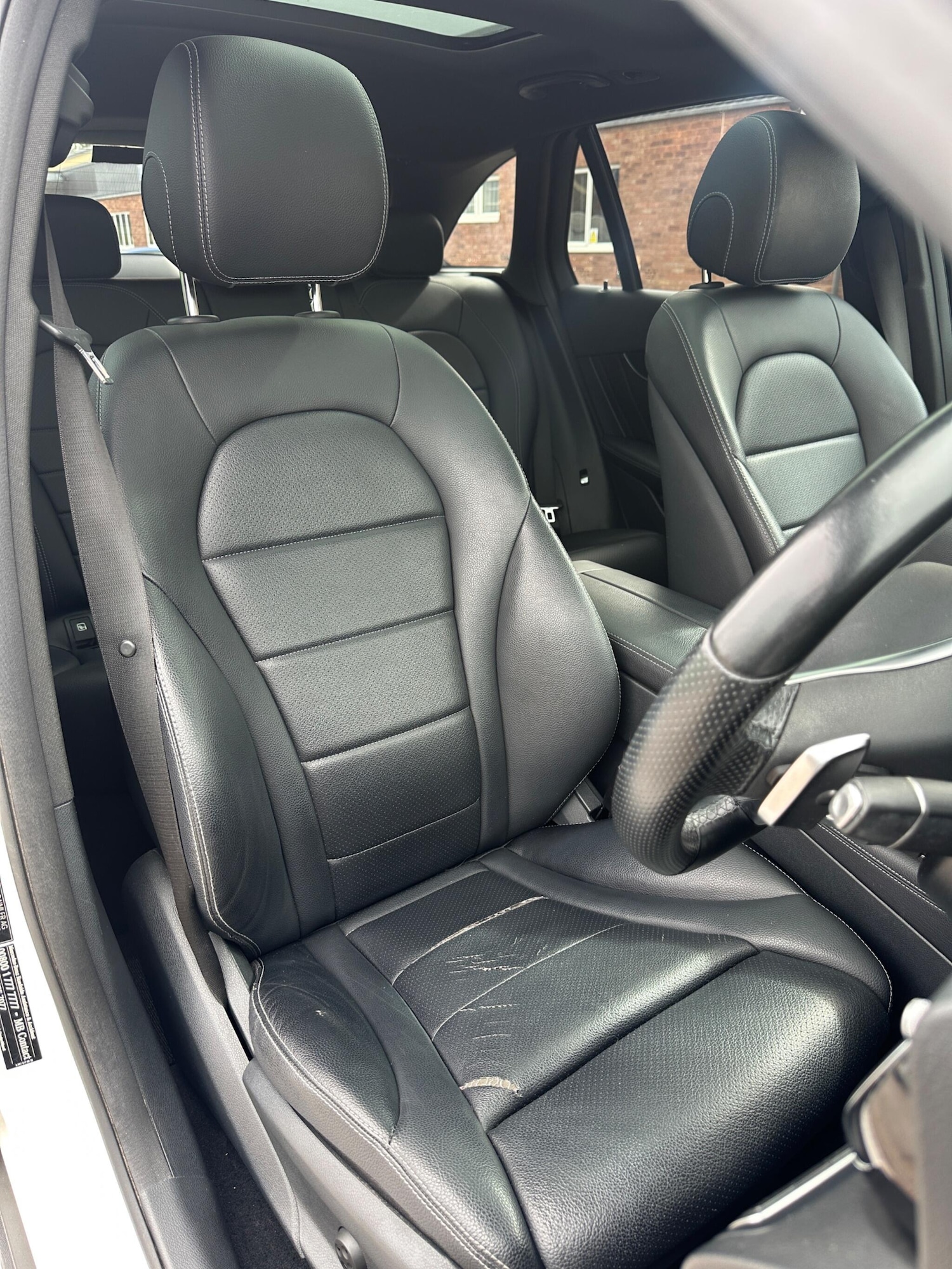 Used Mercedes-Benz GLC 2016 for sale - 76370084: Photo 32
