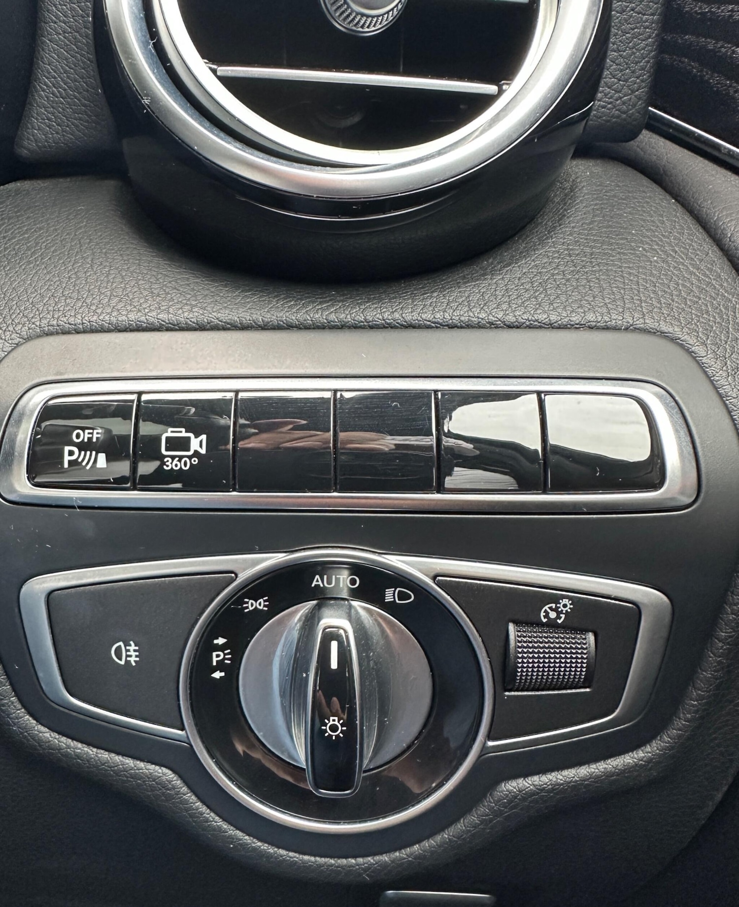 Used Mercedes-Benz GLC 2016 for sale - 76370084: Photo 48