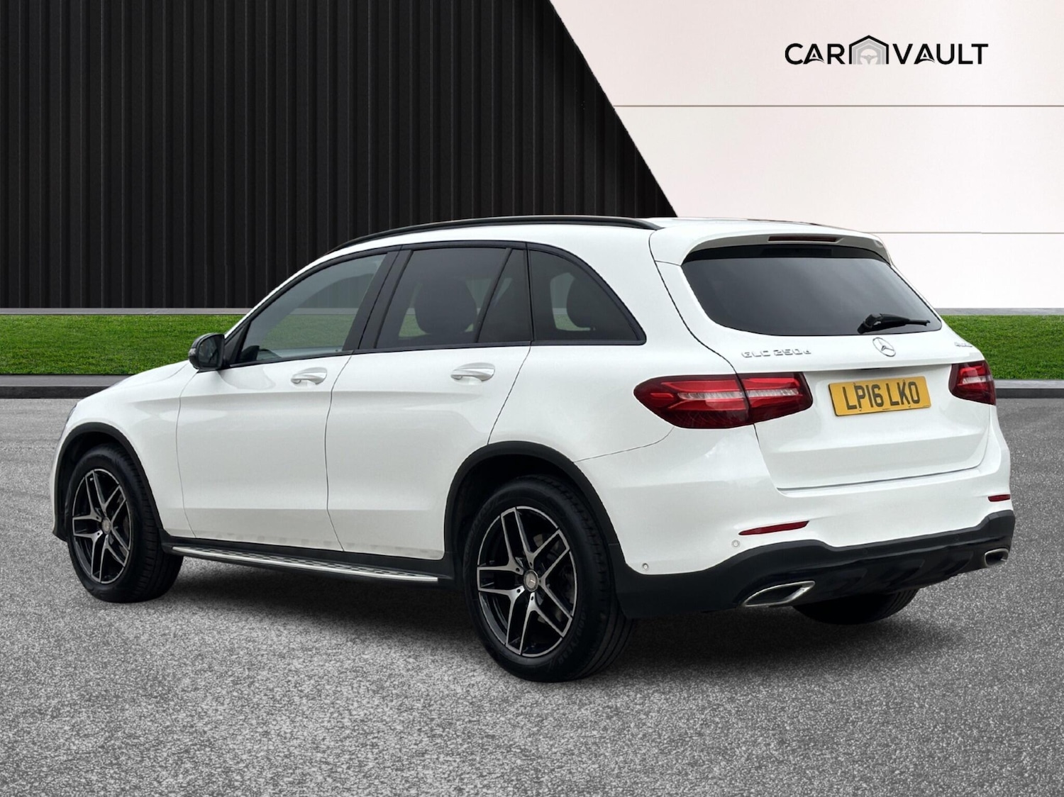 Used Mercedes-Benz GLC 2016 for sale - 76370084: Photo 6
