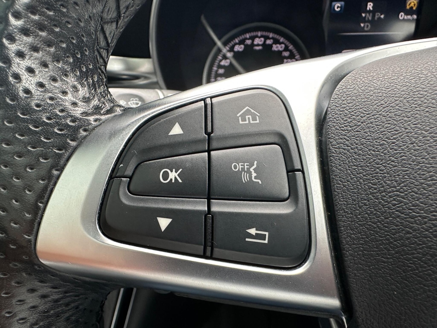 Used Mercedes-Benz GLC 2016 for sale - 76370084: Photo 68