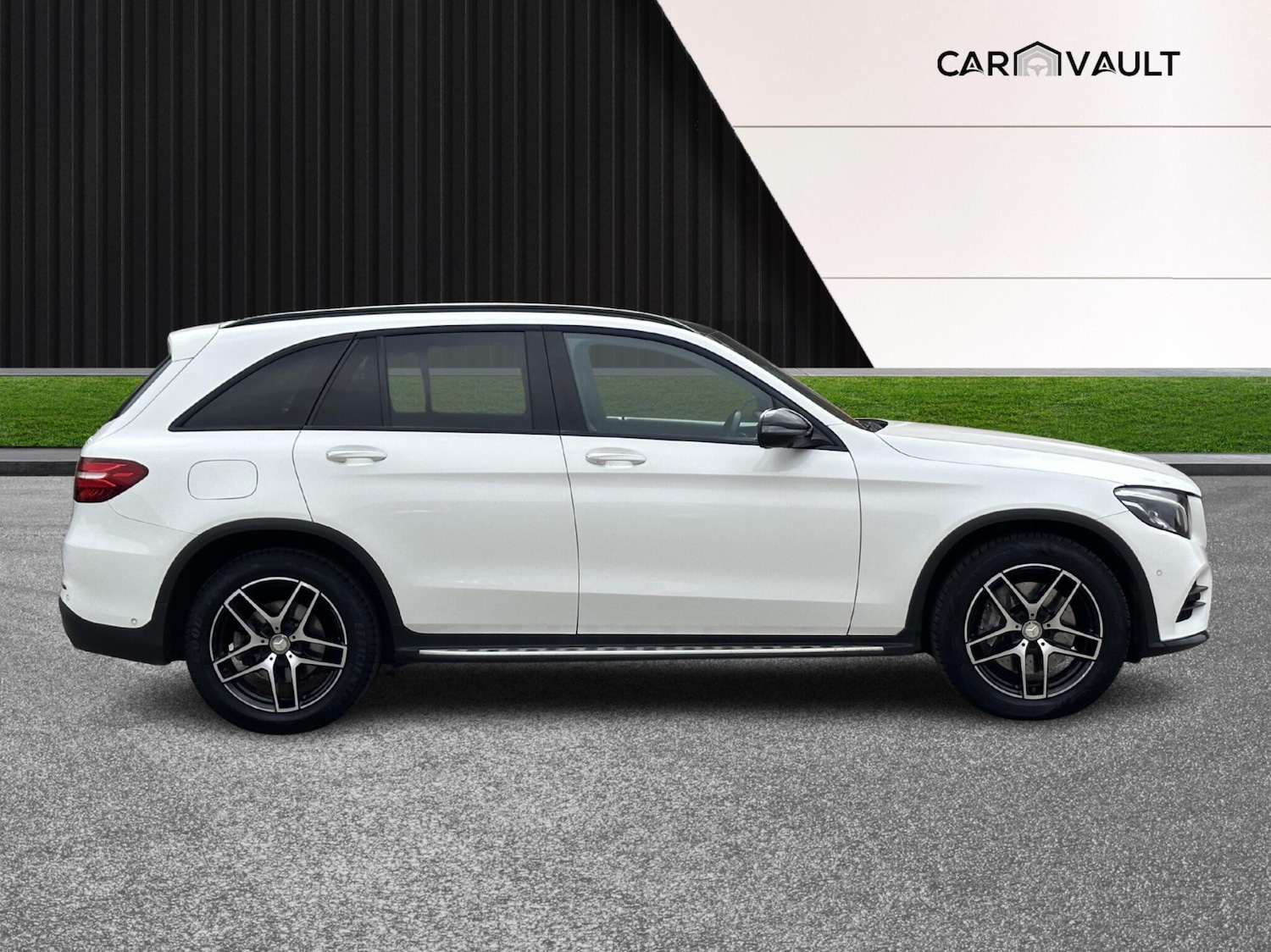 Used Mercedes-Benz GLC 2016 for sale - 76370084: Photo 7