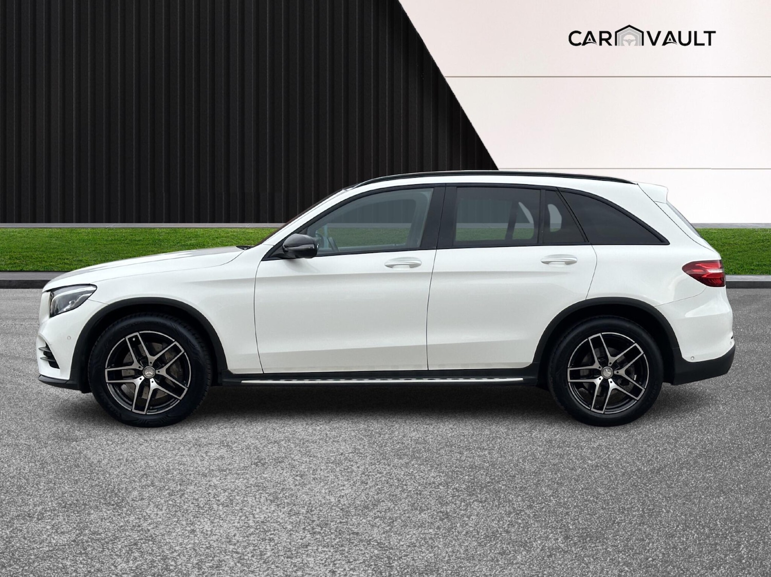 Used Mercedes-Benz GLC 2016 for sale - 76370084: Photo 9