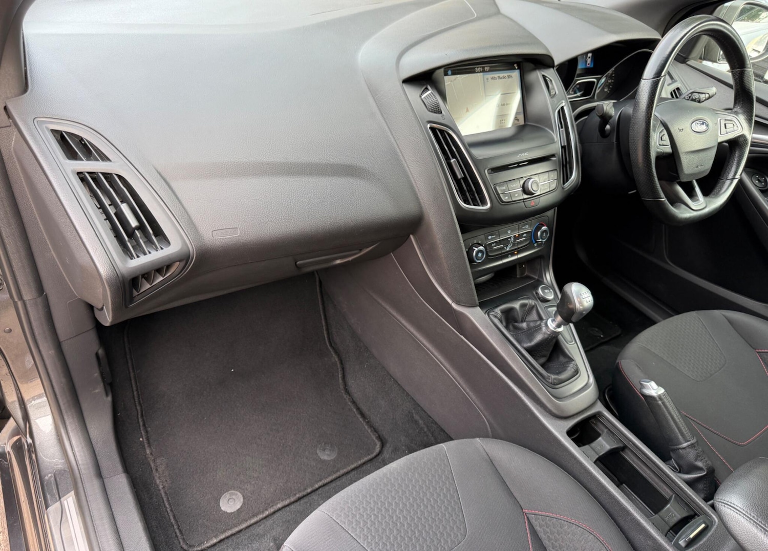 Used Ford Focus 2017 for sale - 76371063: Photo 20