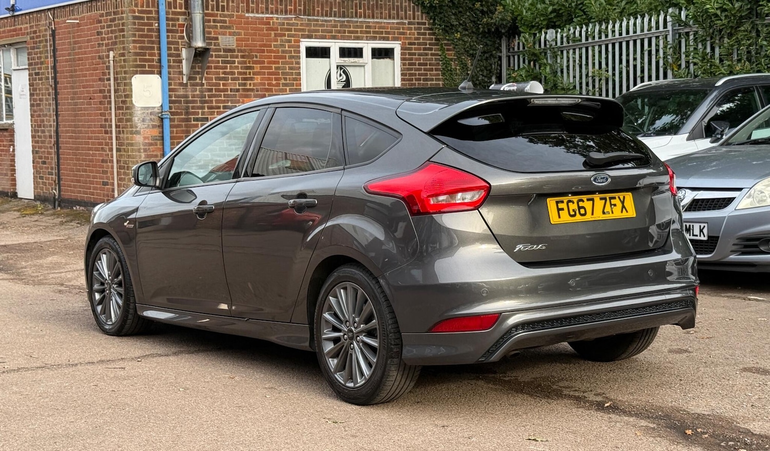 Used Ford Focus 2017 for sale - 76371063: Photo 8