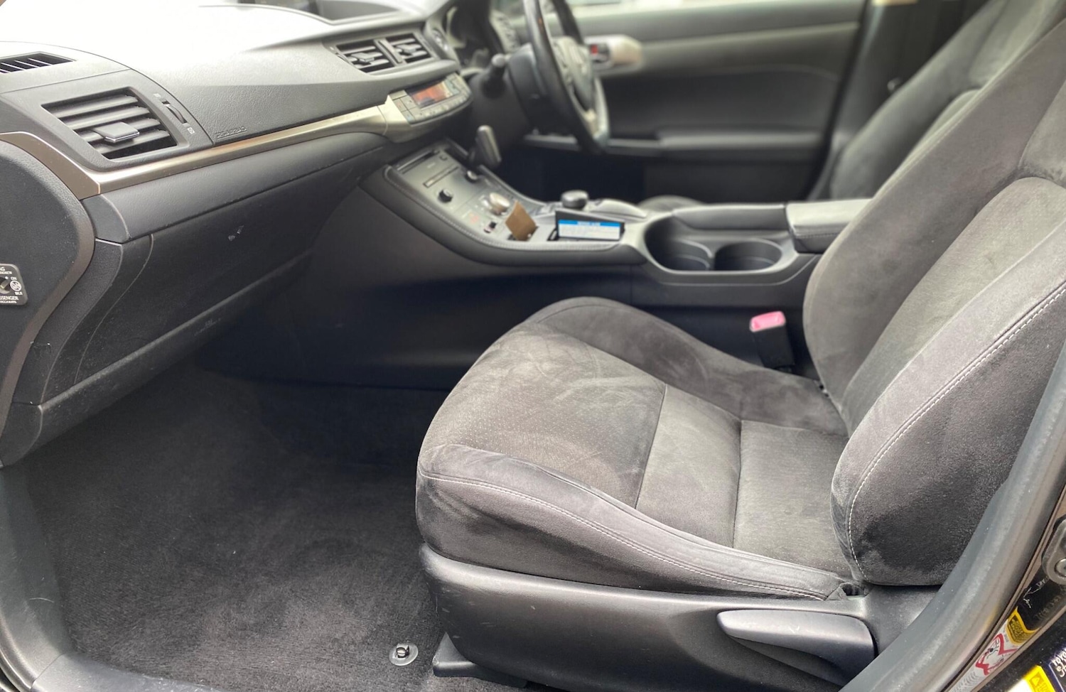 Used Lexus CT 2014 for sale - 76371737: Photo 16