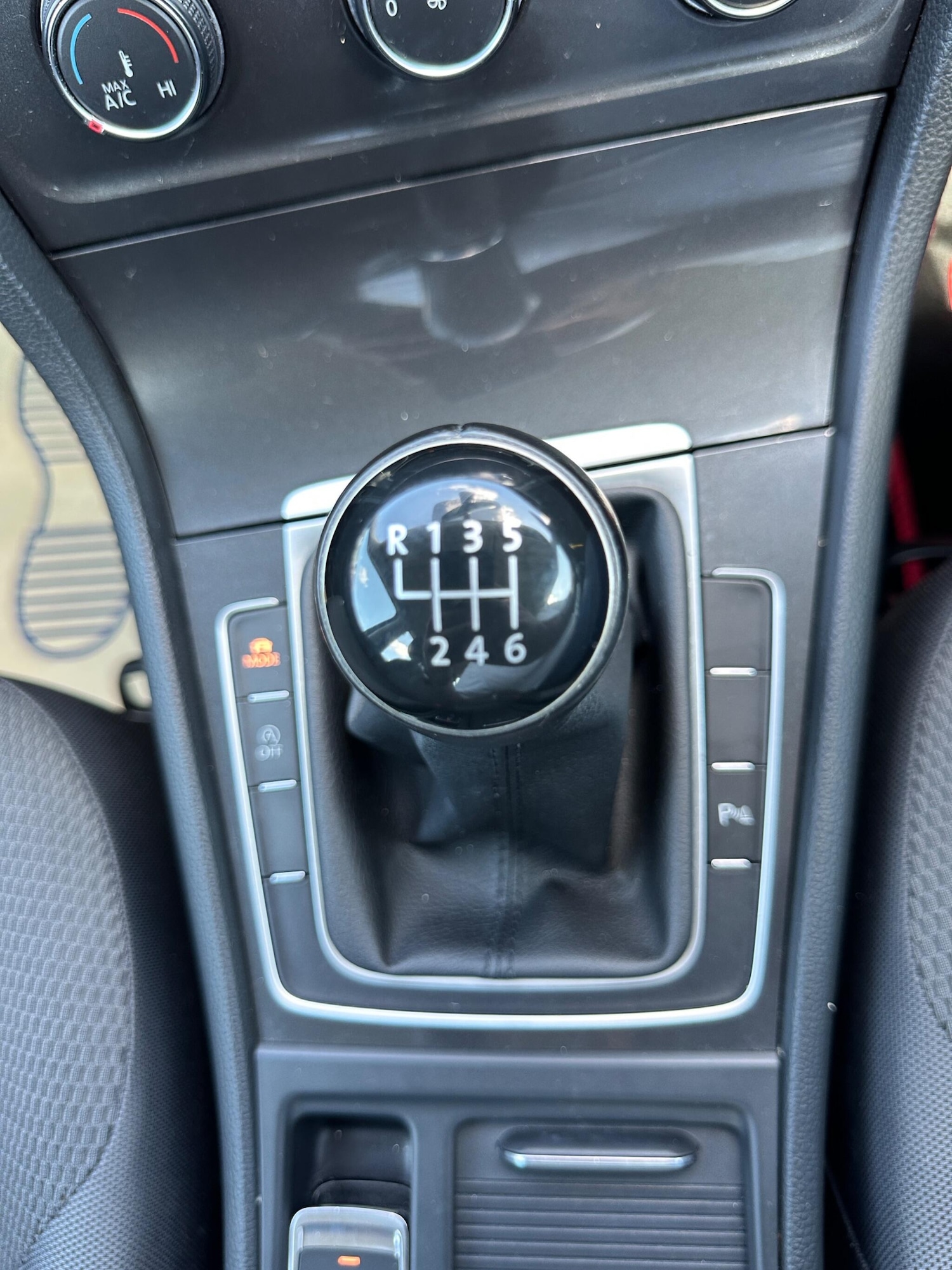 Used Volkswagen Golf 2017 for sale - 76371432: Photo 18