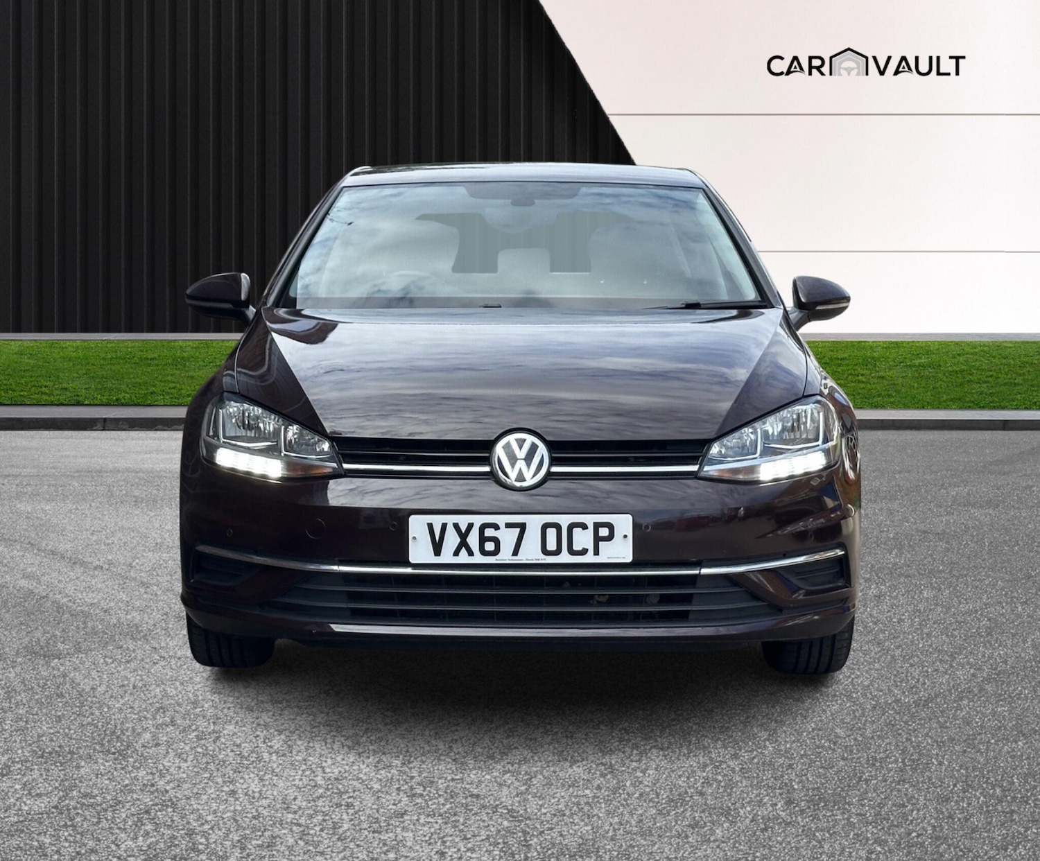 Used Volkswagen Golf 2017 for sale - 76371432: Photo 2