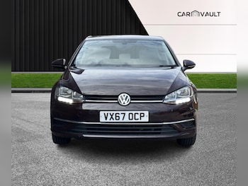 Used Volkswagen Golf 2017 for sale - 76371432: Photo