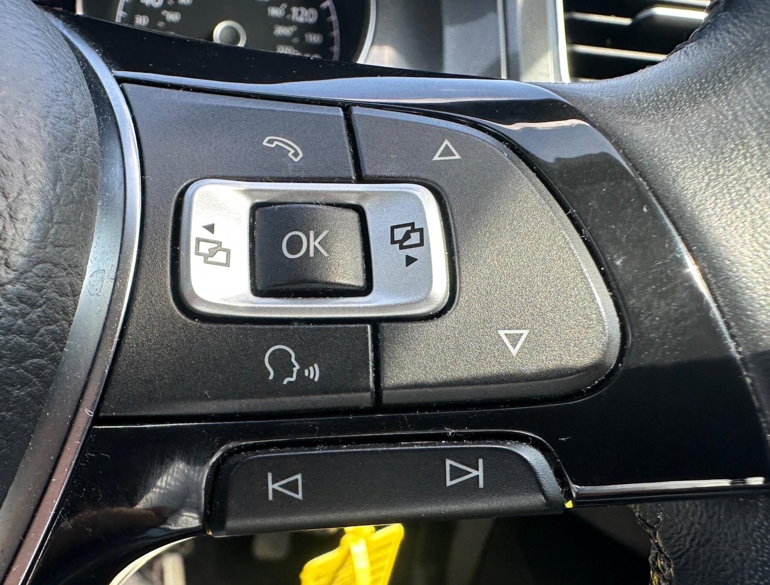 Used Volkswagen Golf 2017 for sale - 76371432: Photo 31