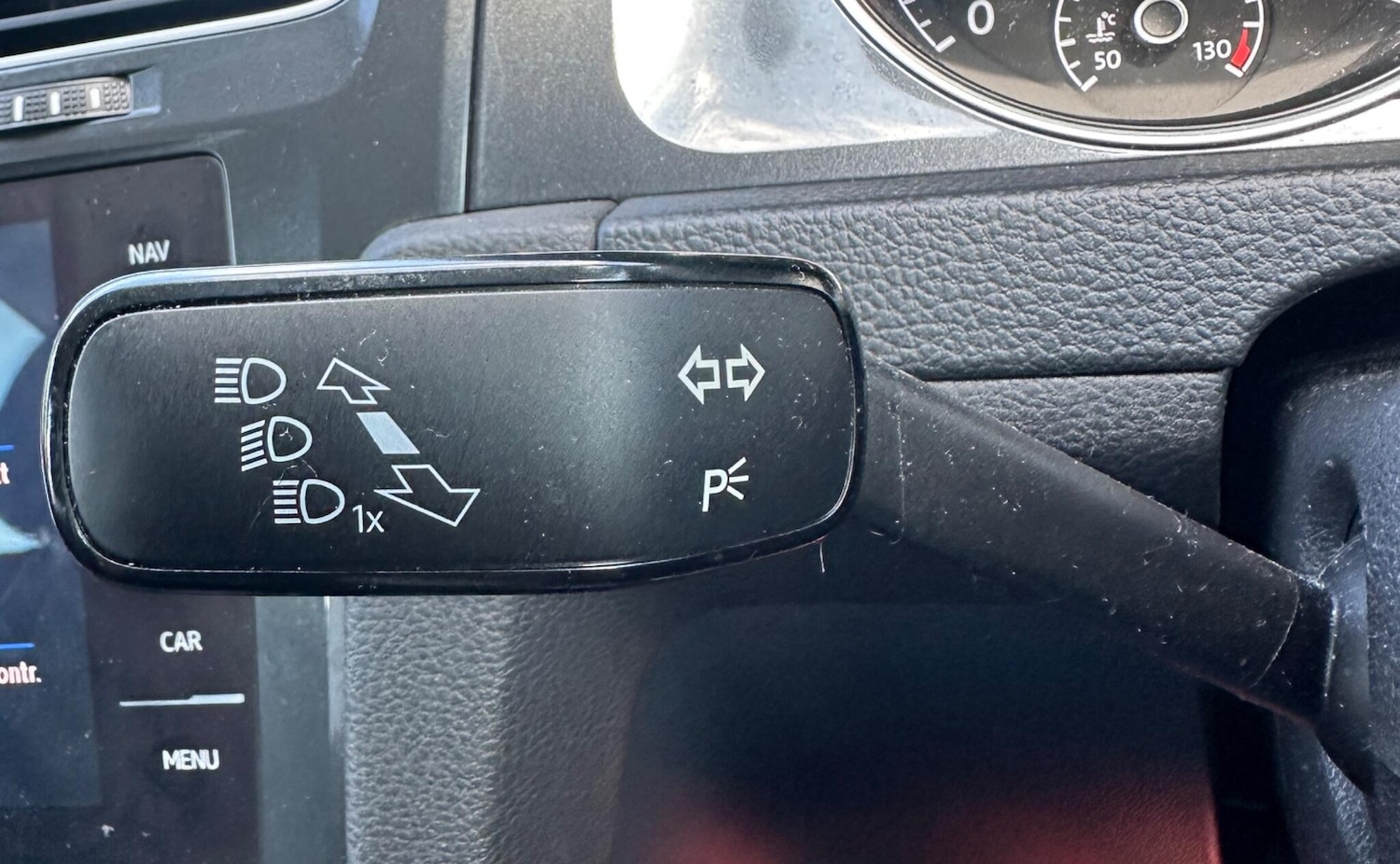 Used Volkswagen Golf 2017 for sale - 76371432: Photo 32