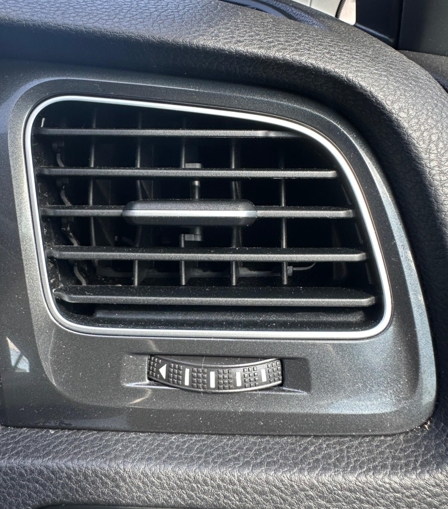 Used Volkswagen Golf 2017 for sale - 76371432: Photo 37