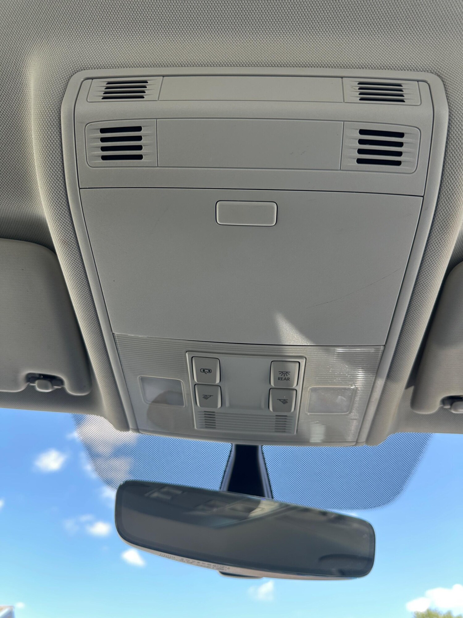 Used Volkswagen Golf 2017 for sale - 76371432: Photo 42