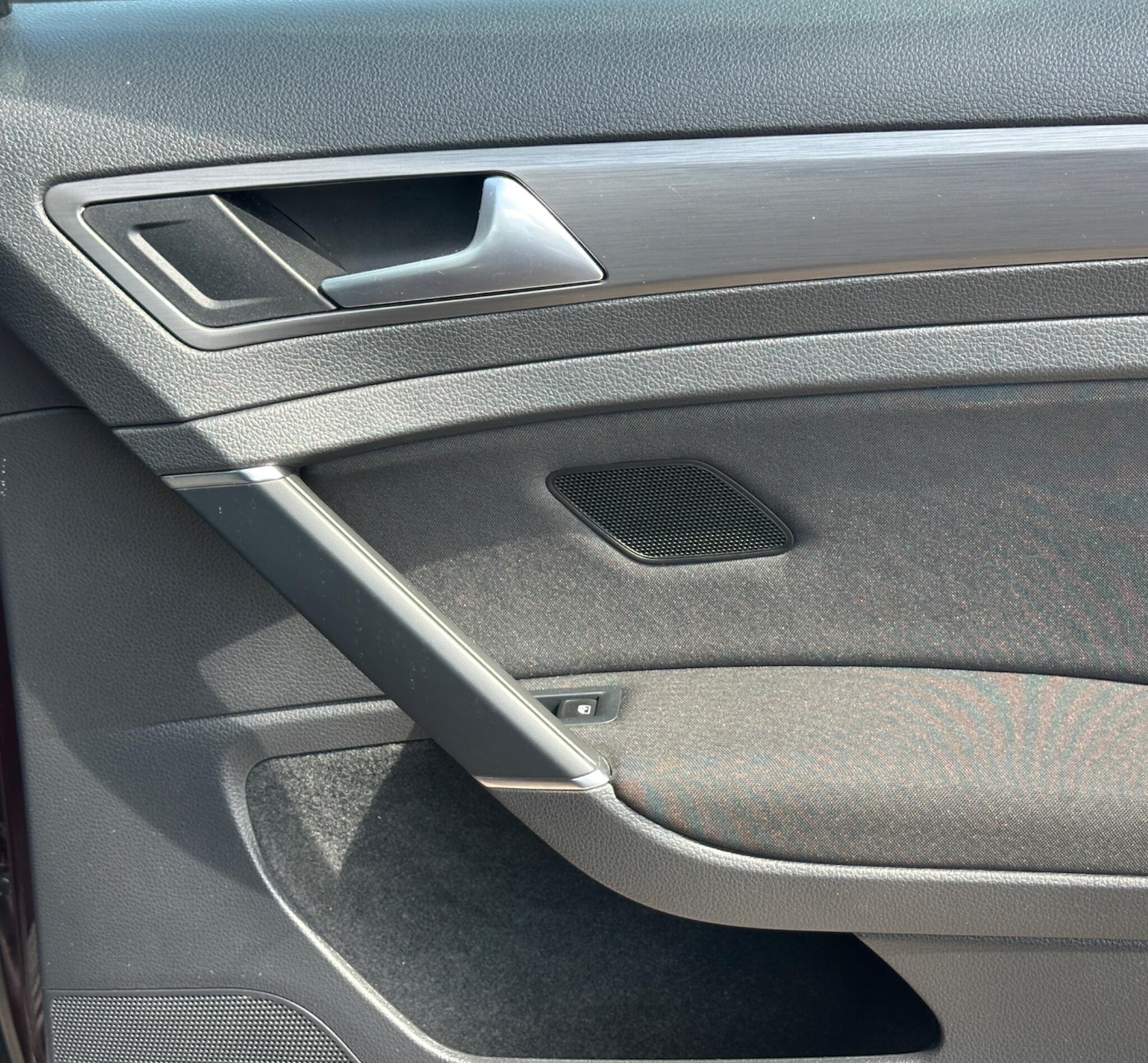 Used Volkswagen Golf 2017 for sale - 76371432: Photo 46