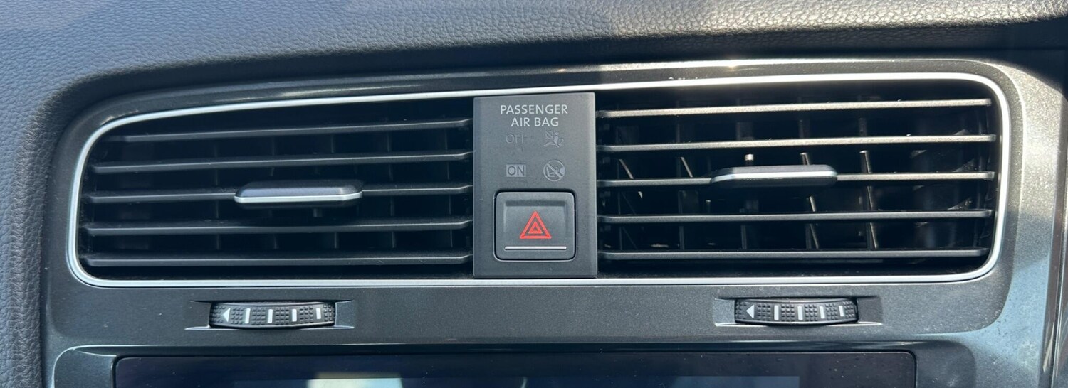 Used Volkswagen Golf 2017 for sale - 76371432: Photo 49