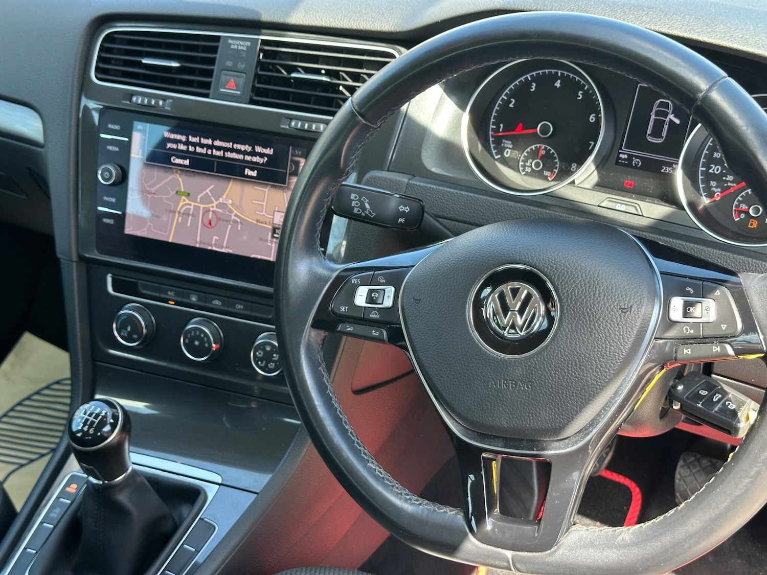 Used Volkswagen Golf 2017 for sale - 76371432: Photo 57