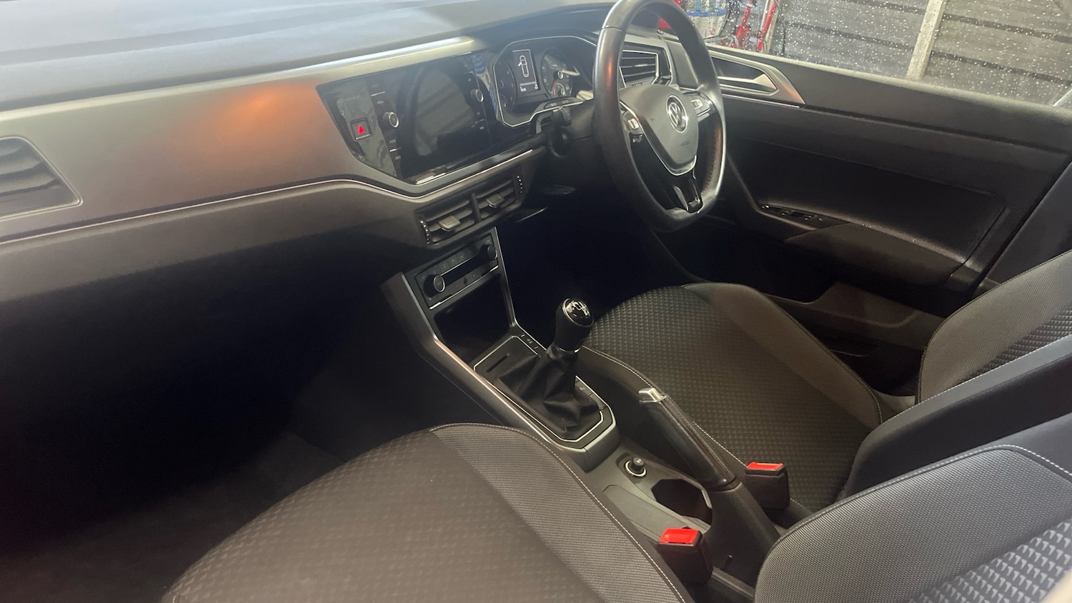 Used Volkswagen Polo 2021 for sale - 76170987: Photo 2