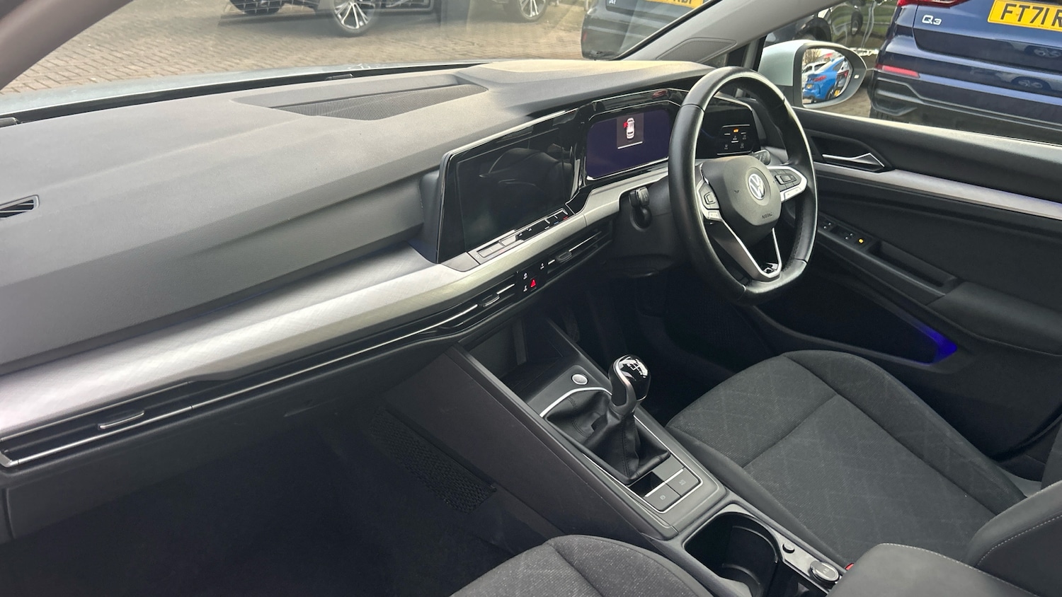 Used Volkswagen Golf 2021 for sale - 76748863: Photo 2