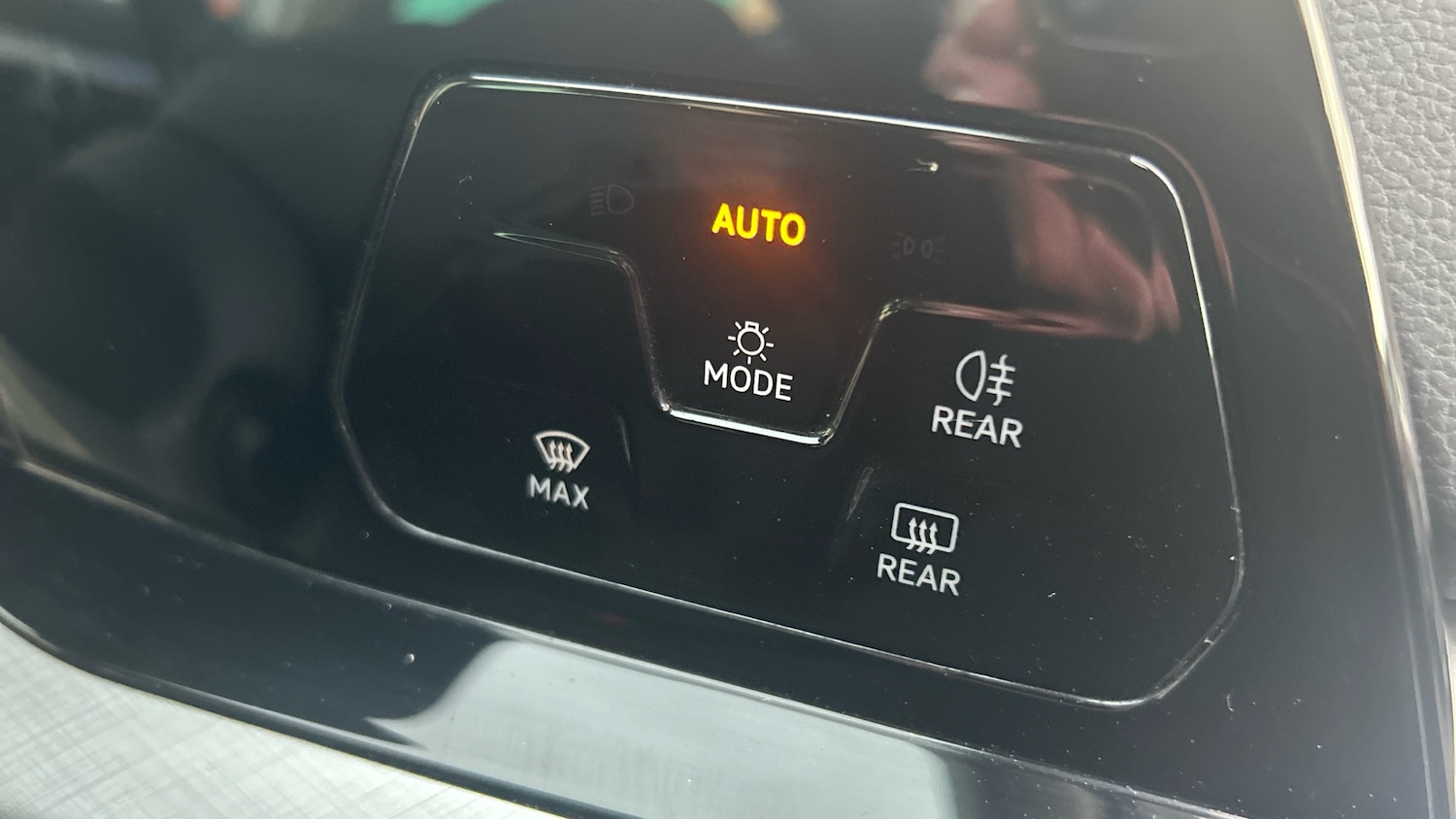 Used Volkswagen Golf 2021 for sale - 76748863: Photo 25