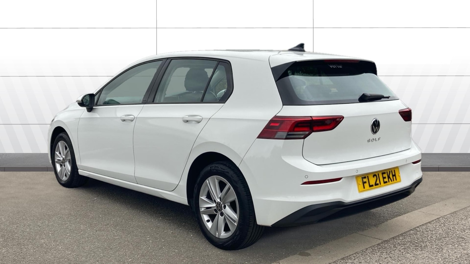 Used Volkswagen Golf 2021 for sale - 76467912: Photo 2