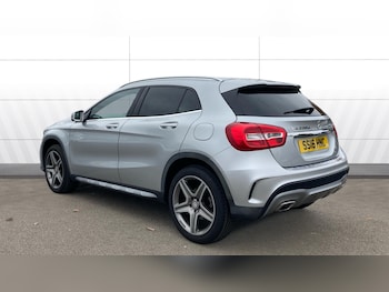 Used Mercedes-Benz GLA 2016 for sale - 76265855: Photo 2