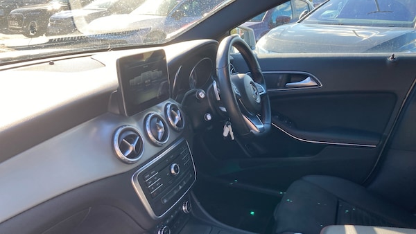 Used Mercedes-Benz GLA 2016 for sale - 76265855: Photo 9