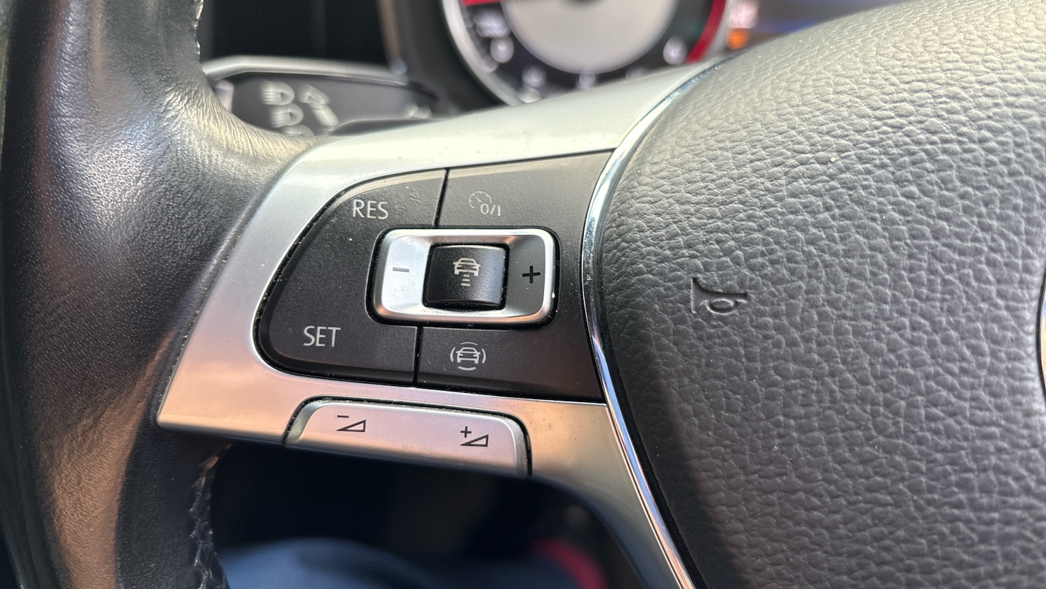 Used Volkswagen Touareg 2019 for sale - 76694136: Photo 17