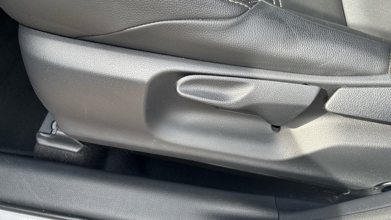 Used Toyota Yaris Cross 2023 for sale - 75997291: Photo 34