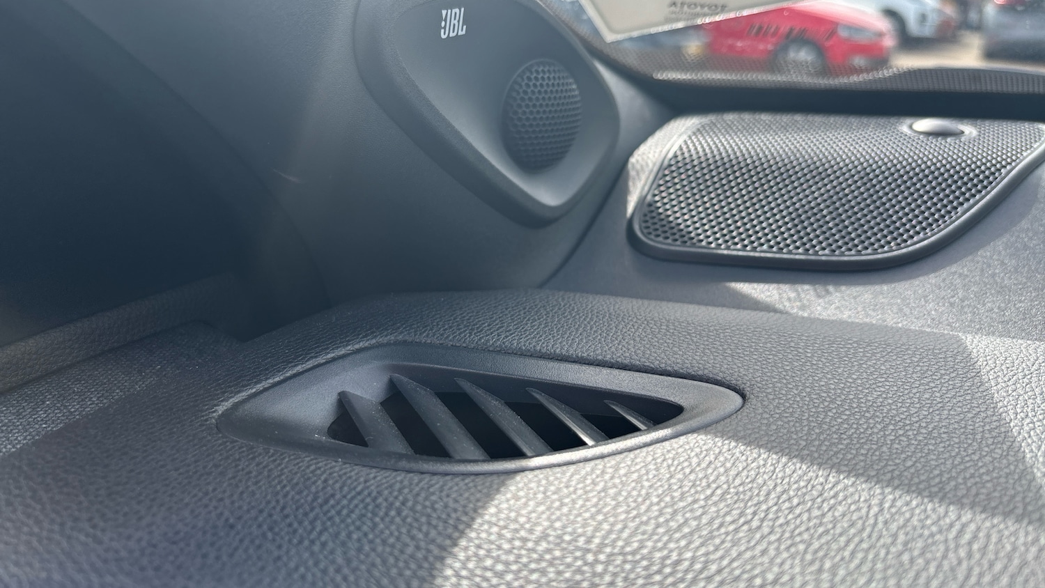 Used Toyota Yaris Cross 2023 for sale - 75997291: Photo 36