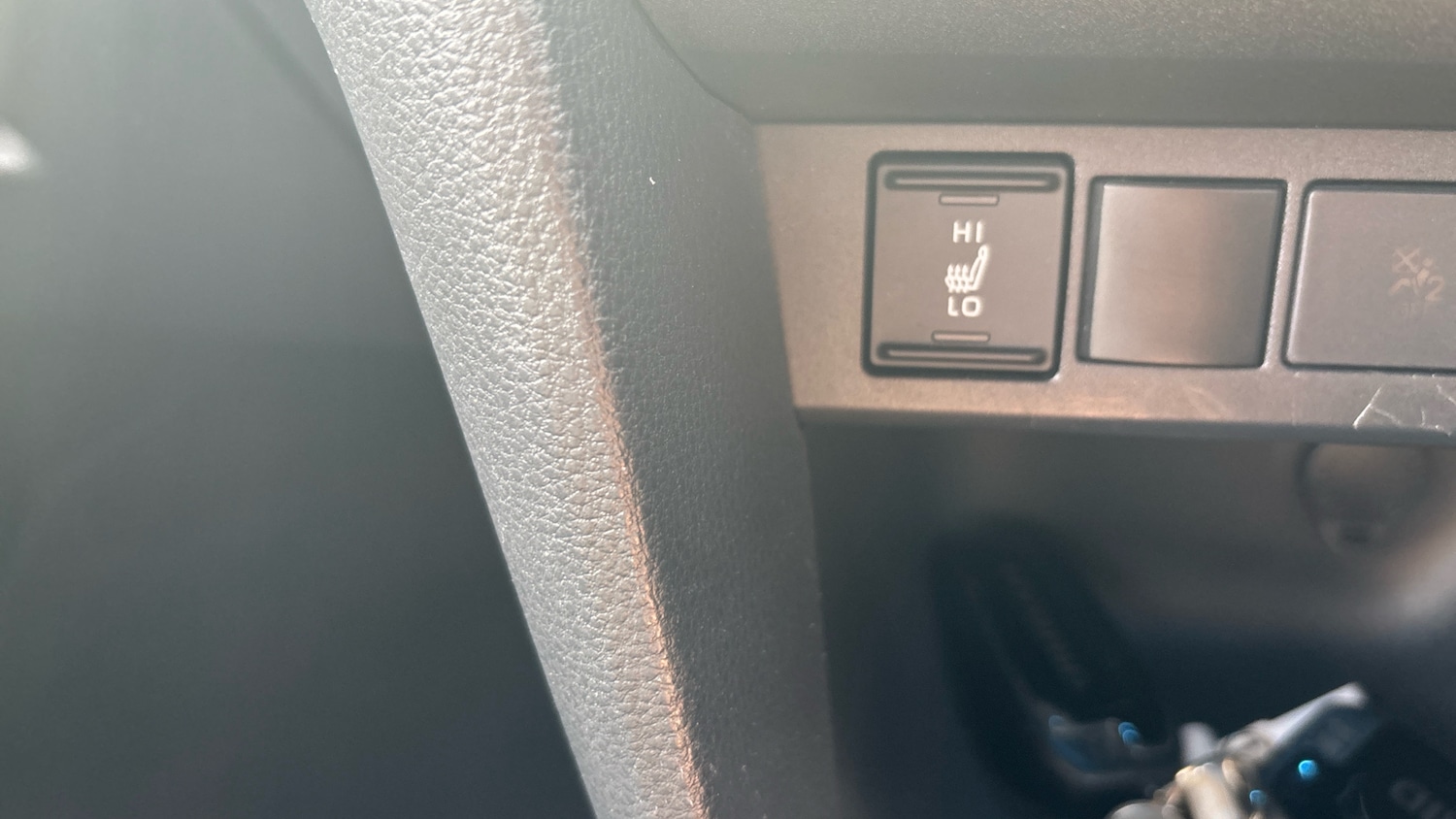 Used Toyota Yaris Cross 2023 for sale - 75997291: Photo 39