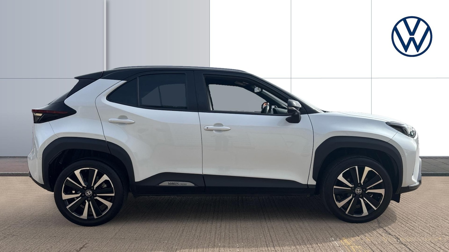 Used Toyota Yaris Cross 2023 for sale - 75997291: Photo 4