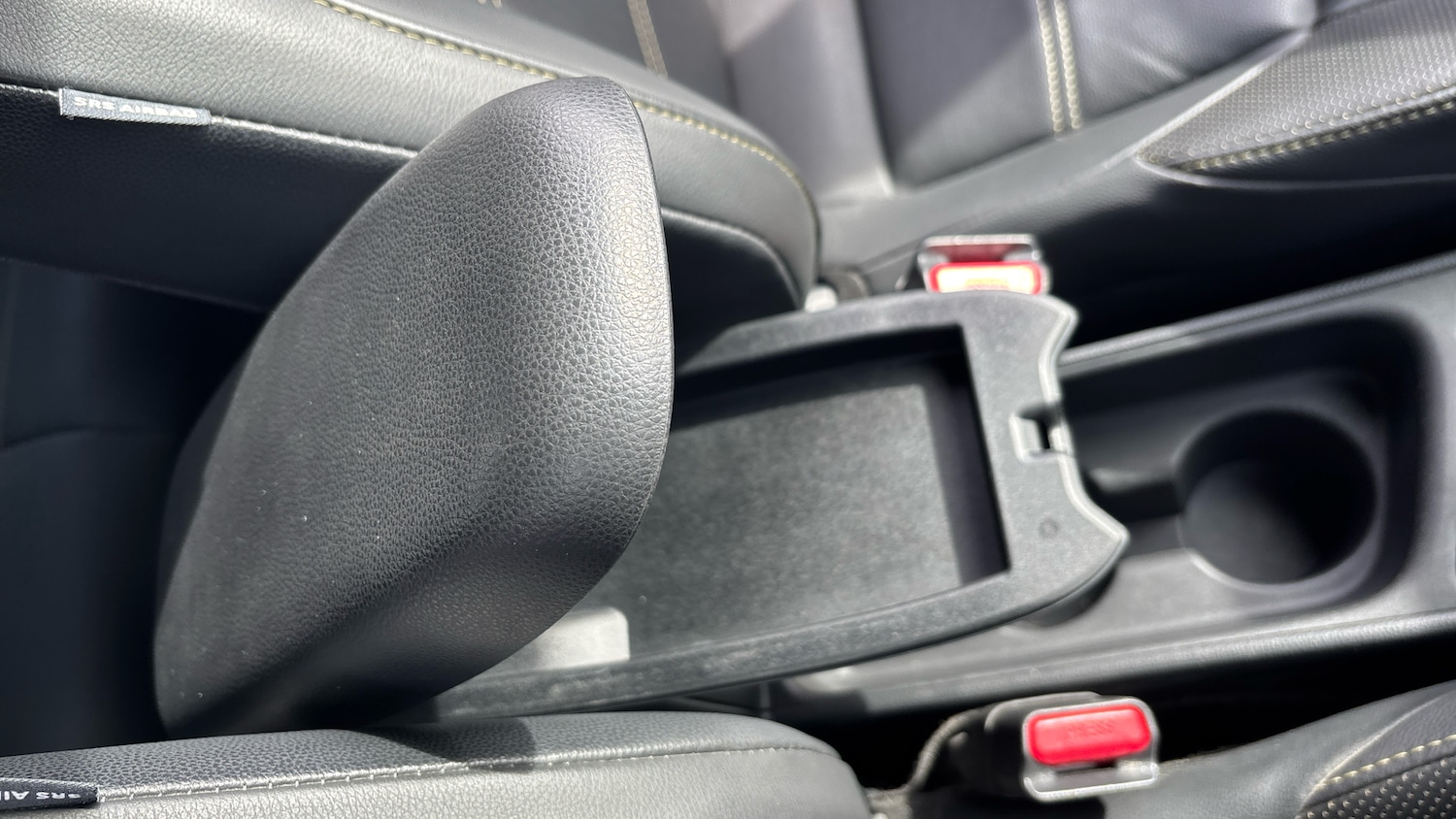 Used Toyota Yaris Cross 2023 for sale - 75997291: Photo 44