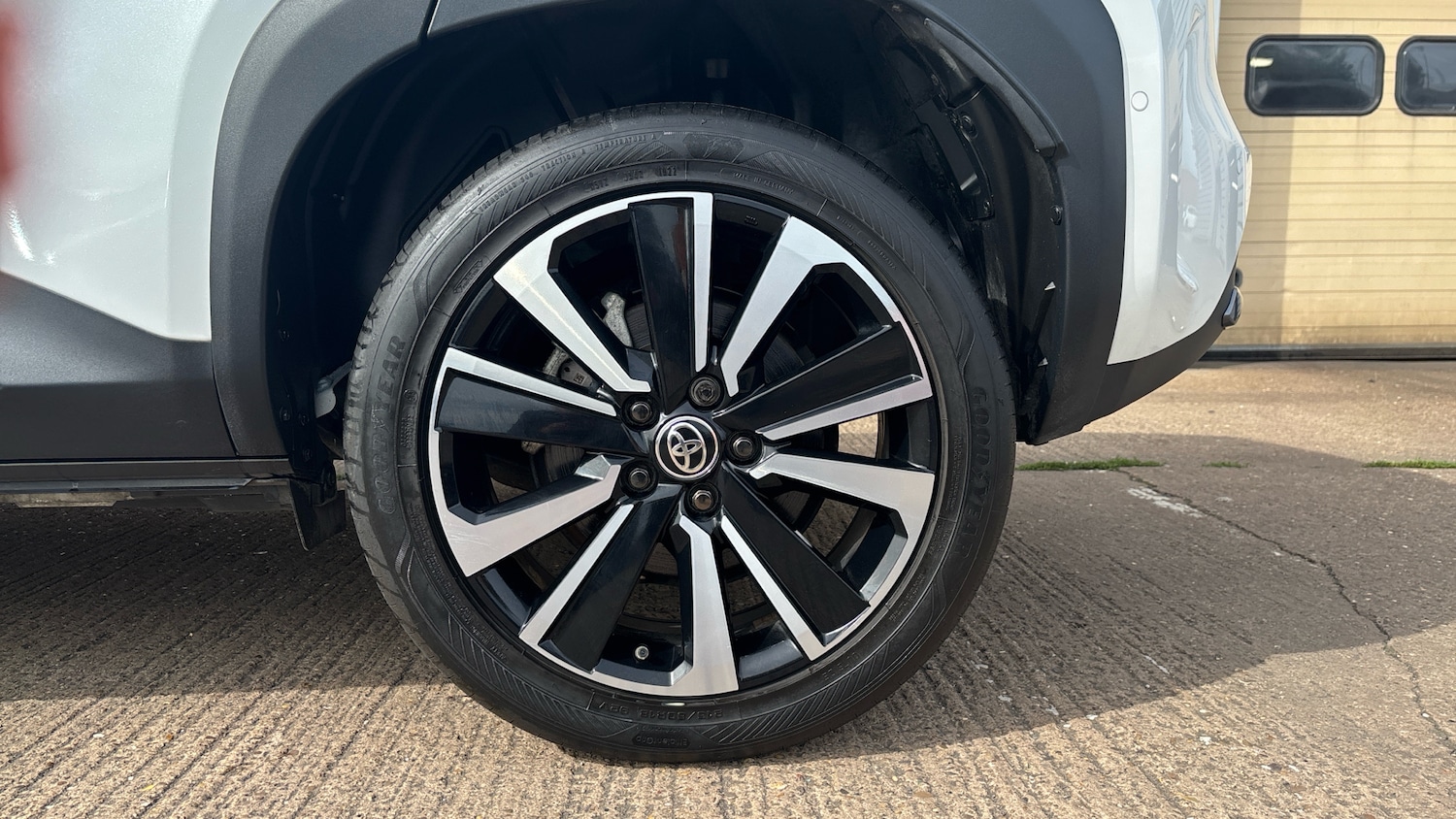 Used Toyota Yaris Cross 2023 for sale - 75997291: Photo 5