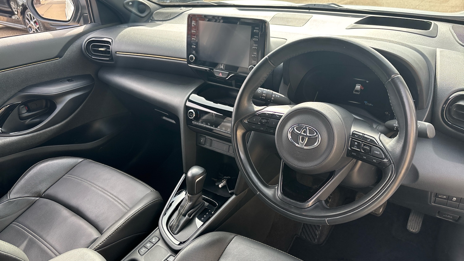 Used Toyota Yaris Cross 2023 for sale - 75997291: Photo 6