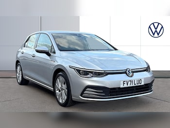 Volkswagen - Golf