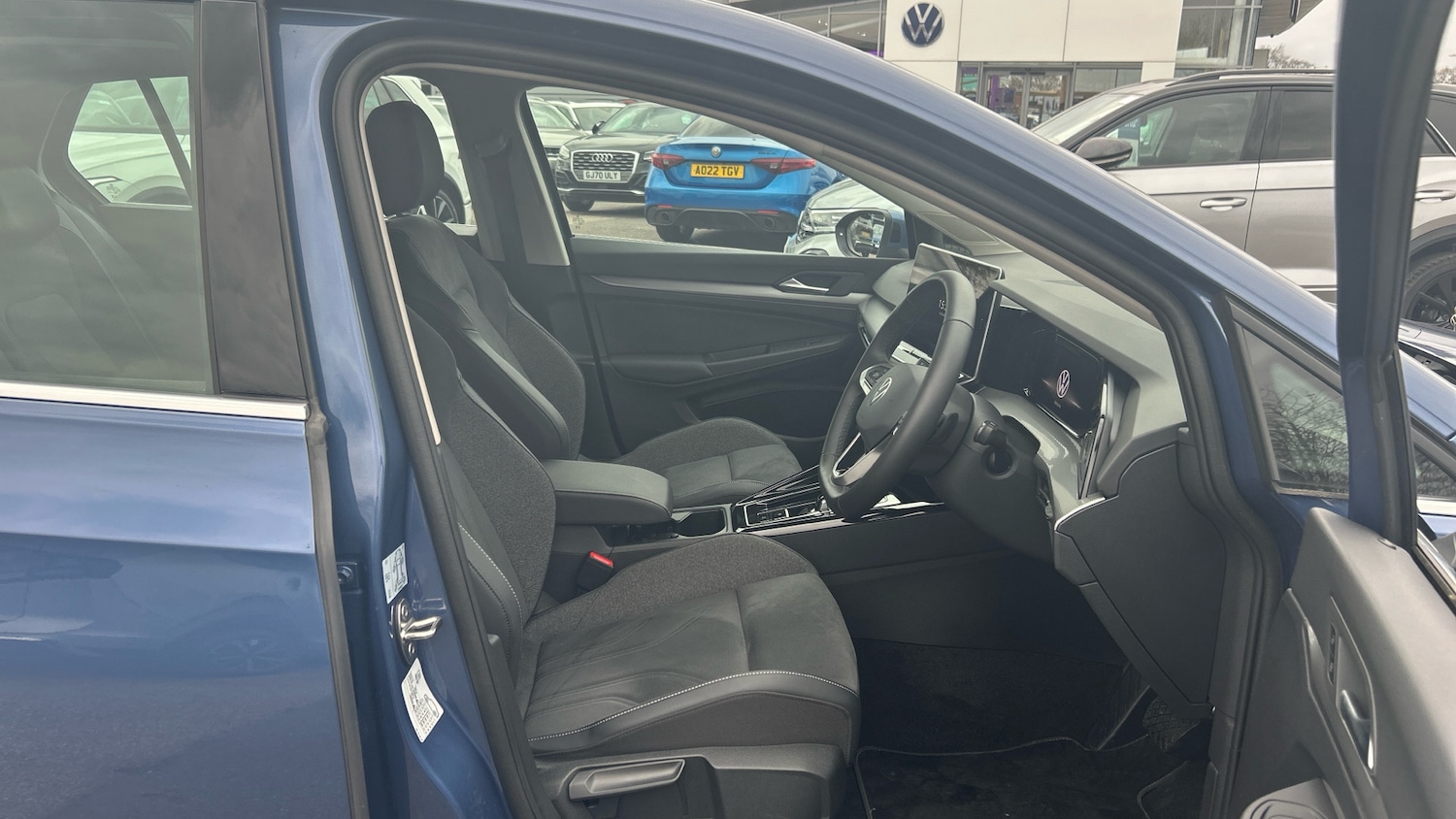 Used Volkswagen Golf 2025 for sale - 78108139: Photo 15