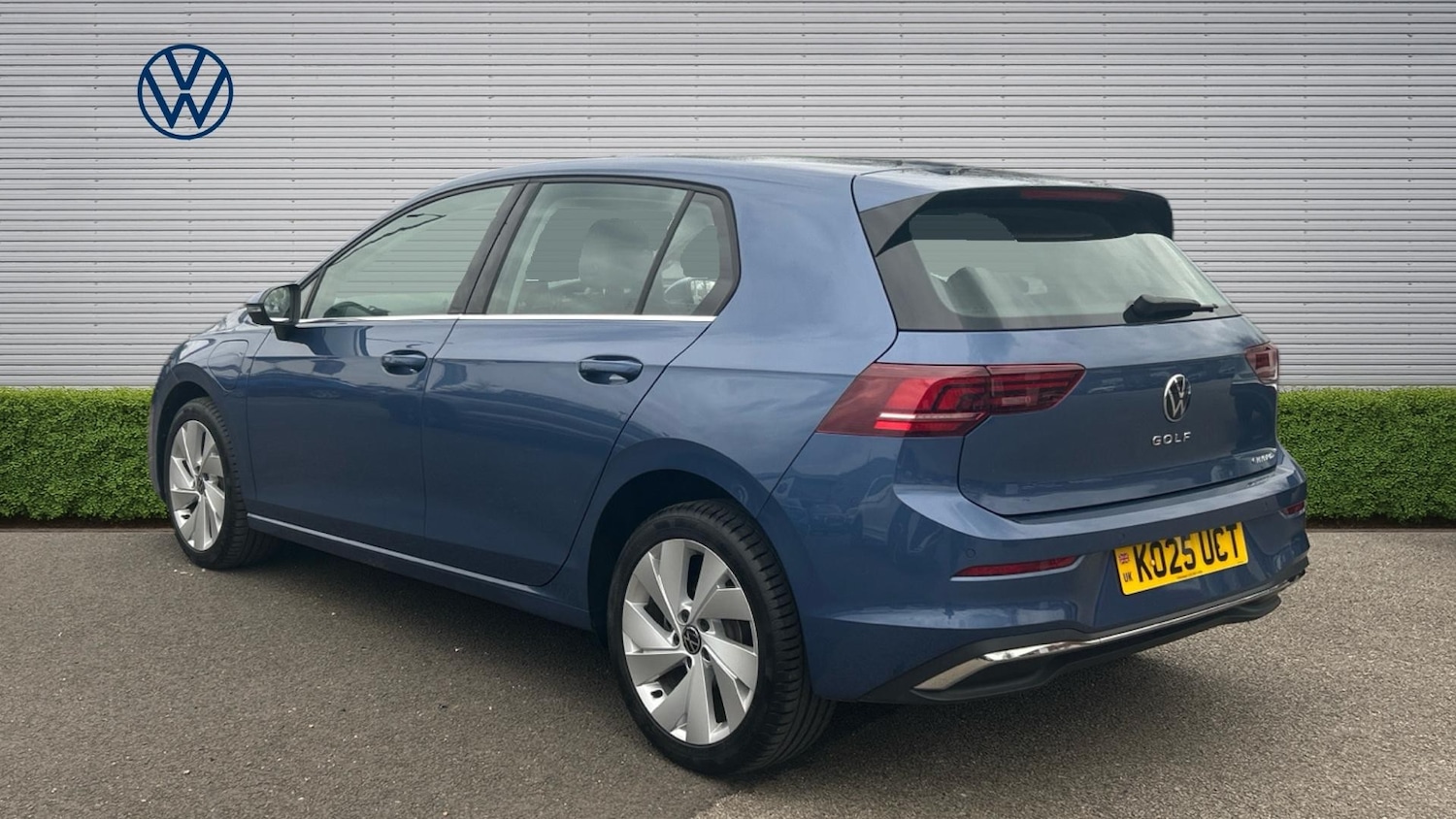 Used Volkswagen Golf 2025 for sale - 78108139: Photo 3