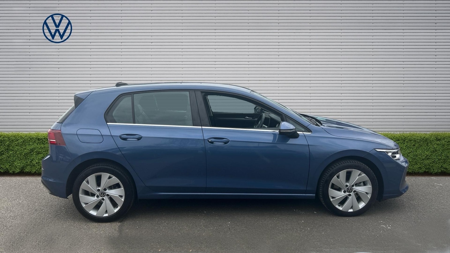 Used Volkswagen Golf 2025 for sale - 78108139: Photo 4