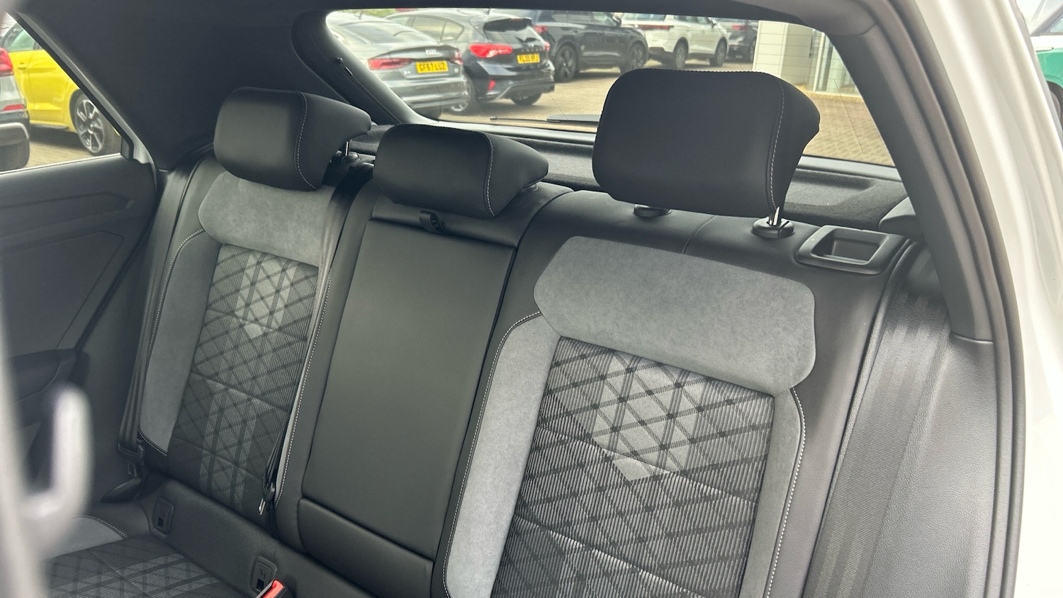 Used Volkswagen T-Roc 2025 for sale - 77431554: Photo 16