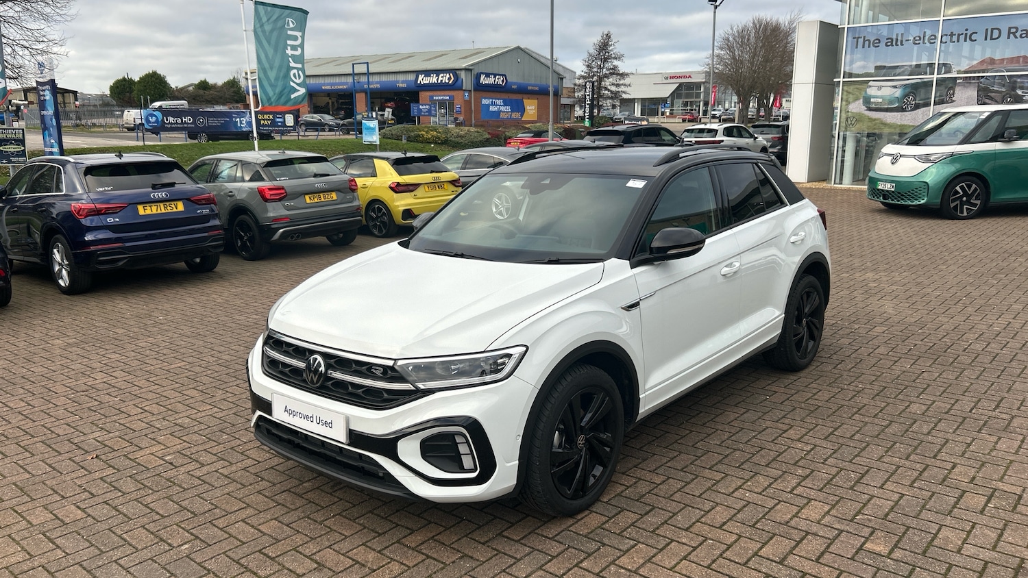 Used Volkswagen T-Roc 2025 for sale - 77431554: Photo 21