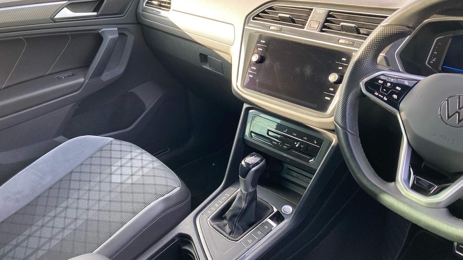 Used Volkswagen Tiguan 2022 for sale - 76748861: Photo 14