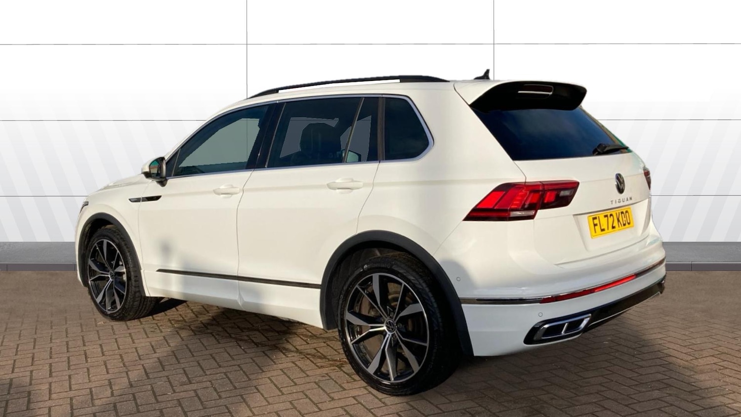 Used Volkswagen Tiguan 2022 for sale - 76748861: Photo 2