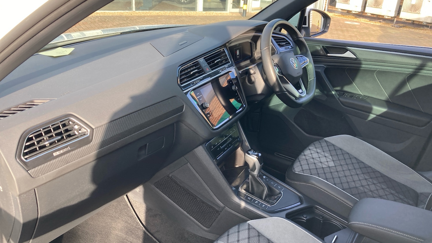 Used Volkswagen Tiguan 2022 for sale - 76748861: Photo 9